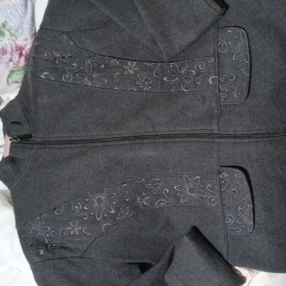 Artisans Jackets & Blazers - Artisans medium zip front jacket